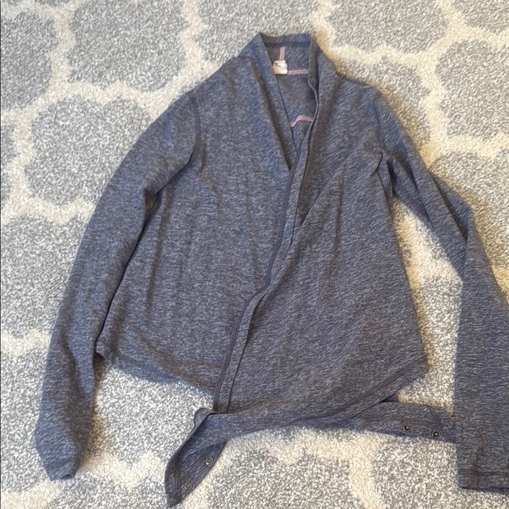 Ivivva Gray Long Sleeve Wrap Tee